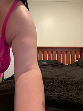 carinabro10 online show from 02.23.26