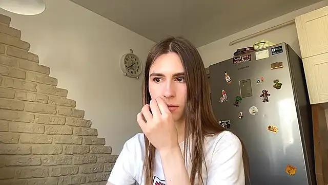 ElsieKuhlmann online show from 03.24.26