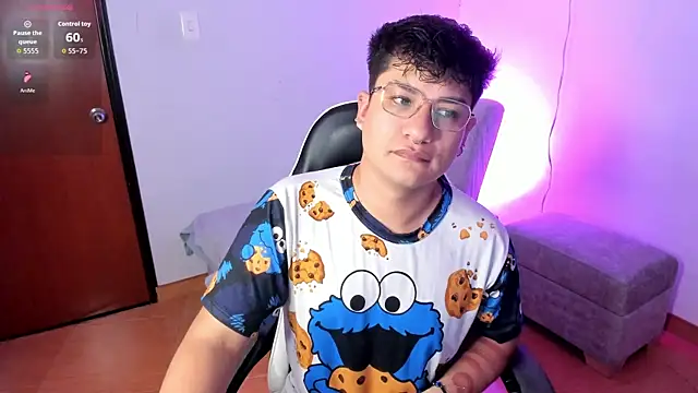 Theo Rowan online show from 01.13.26