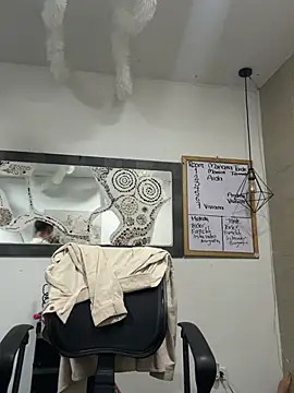 Theo Rowan online show from 01.13.26