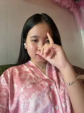 Gwen879 online show from 01.16.26