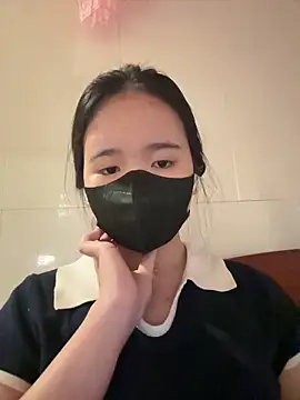 Gwen879 online show from 03.24.26