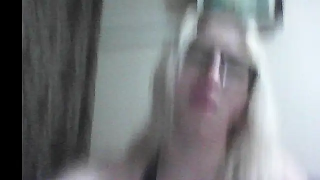 Snapshot of Dolce_Tempt chatting on 01.15.26 Dolce Tempt online show from 01.15.26