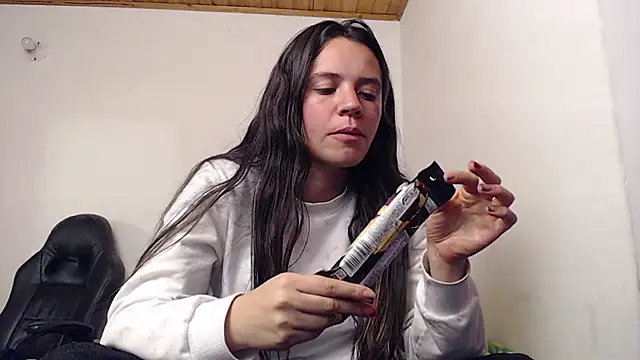 Shanel Lozano online show from 04.14.26