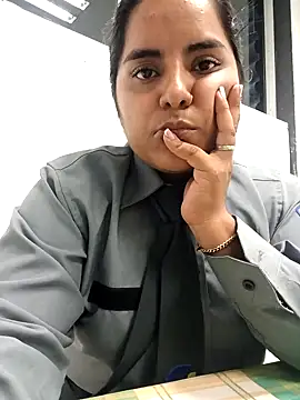 Isabel 3 online show from 02.10.26