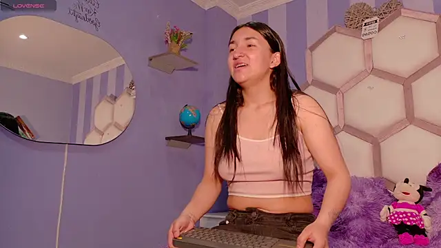 yvi taylor online show from 04.06.26