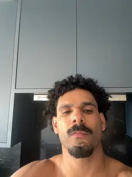 Gustavo17model online show from 01.08.26