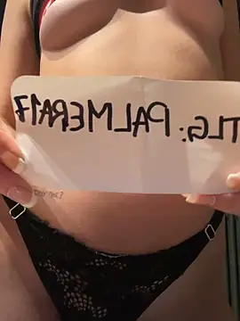 Snapshot of funylobee chatting on 02.10.26 funylobee online show from 02.10.26