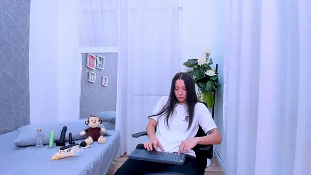 Snapshot of ViictoriiaSaenz chatting on 02.05.26 ViictoriiaSaenz online show from 02.05.26