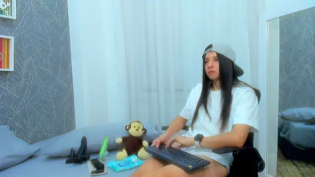 Snapshot of ViictoriiaSaenz chatting on 02.21.26 ViictoriiaSaenz online show from 02.21.26