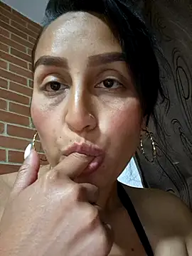 LunaRouuse  online show from 03.08.26