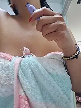 LunaRouuse  online show from 03.20.26