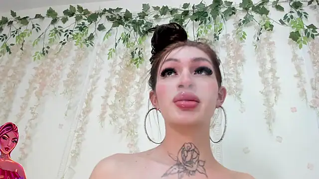 Snapshot of lizz_lunna chatting on 06.03.26 lizz lunna online show from 06.03.26