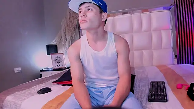 Roger And Ramona online show from 03.29.26