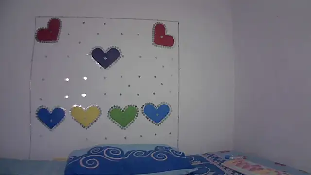 Mia Suarez7 online show from 04.14.26