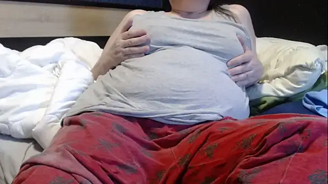 Snapshot of Santanna77 chatting on 02.15.25 Santanna77 online show from 02.15.25