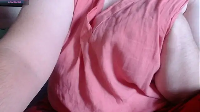 Snapshot of Santanna77 chatting on 10.22.25 Santanna77 online show from 10.22.25