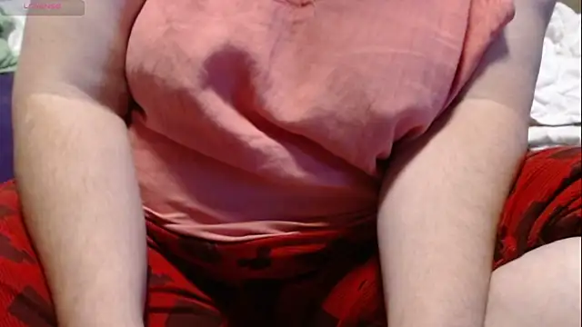 Snapshot of Santanna77 chatting on 10.28.25 Santanna77 online show from 10.28.25