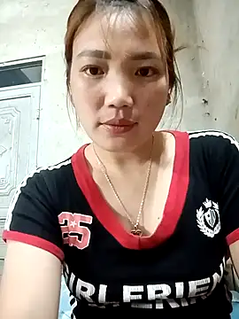 Snapshot of Nunaa2x chatting on 05.01.26 Nunaa2x online show from 05.01.26