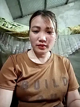 Snapshot of Nunaa2x chatting on 05.11.26 Nunaa2x online show from 05.11.26
