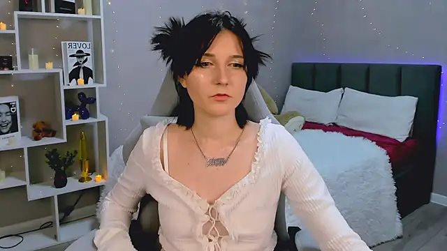 Snapshot of KikaOsterman chatting on 02.03.26 KikaOsterman online show from 02.03.26