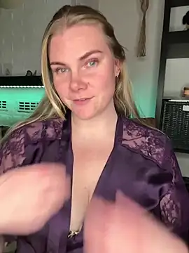 SexyBlondJoanna online show from 02.17.26