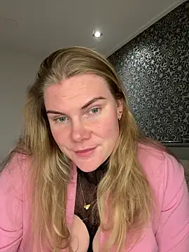 SexyBlondJoanna online show from 02.21.26