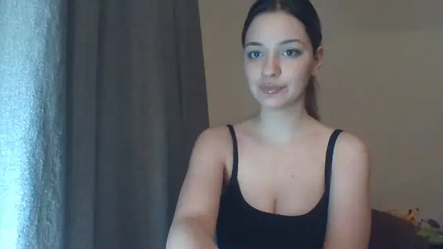 Snapshot of EvelineMagnetic chatting on 06.01.26 EvelineMagnetic online show from 06.01.26
