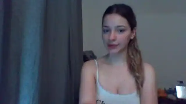 Snapshot of EvelineMagnetic chatting on 06.15.26 EvelineMagnetic online show from 06.15.26