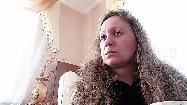 Norma Wall online show from 02.04.26