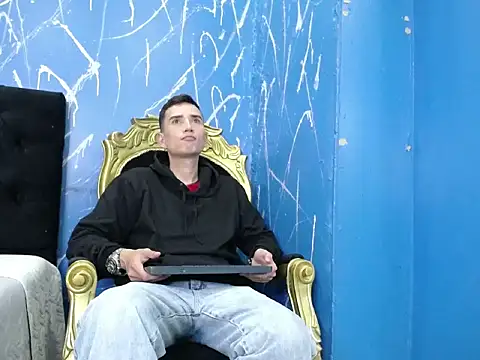 Iam Smith  online show from 02.15.26