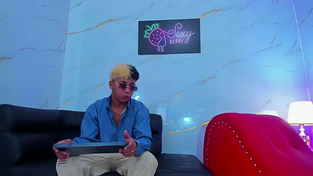 Roman cute online show from 01.15.26