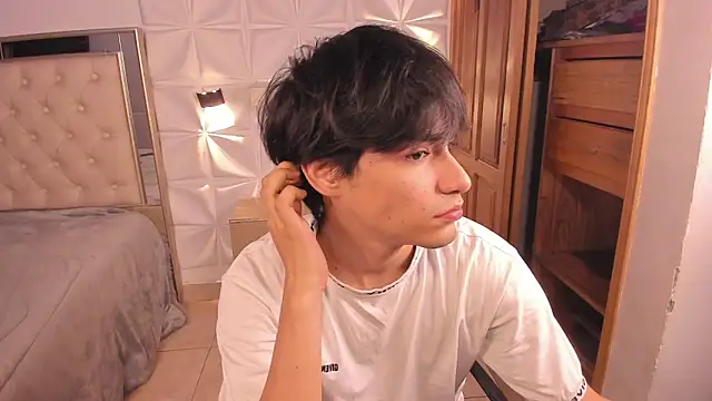 Snapshot of IamJuanJoc chatting on 05.02.26 IamJuanJoc online show from 05.02.26