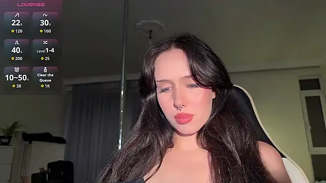 Snapshot of dora_grnt chatting on 05.30.26 dora grnt online show from 05.30.26