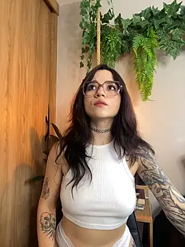 Snapshot of _Charlotte_Rose chatting on 02.18.26 Charlotte Rose online show from 02.18.26