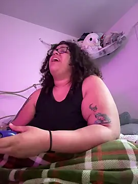 Snapshot of SilkSoleBunnie chatting on 03.03.26 SilkSoleBunnie online show from 03.03.26