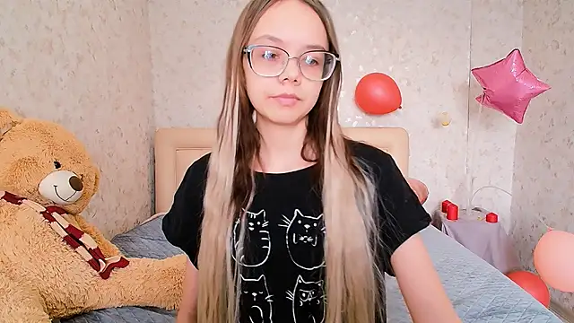 LolliStrawberry online show from 03.14.26