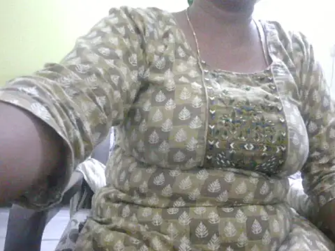 Snapshot of mohini_bhabhi chatting on 06.18.26 mohini bhabhi online show from 06.18.26