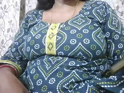 Snapshot of mohini_bhabhi chatting on 07.20.26 mohini bhabhi online show from 07.20.26
