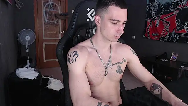 Snapshot of Jack_loveeee chatting on 06.13.26 Jack loveeee online show from 06.13.26