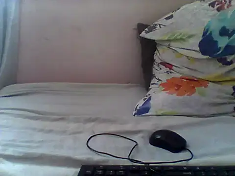 Snapshot of handsomeguy02 chatting on 06.18.26 handsomeguy02 online show from 06.18.26