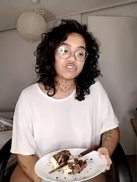 therealsun8 online show from 02.05.26