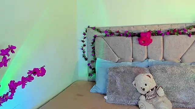 Britanny77 online show from 03.11.26