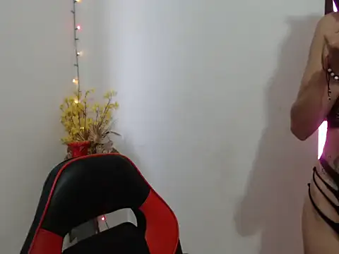 Snapshot of Meegan_Hott chatting on 02.28.26 Meegan Hott online show from 02.28.26