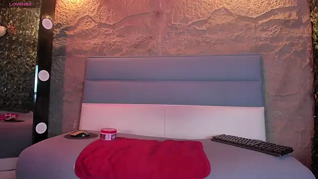 milenahot  69 online show from 02.05.26