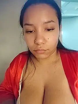 soffi joness23 online show from 04.17.26