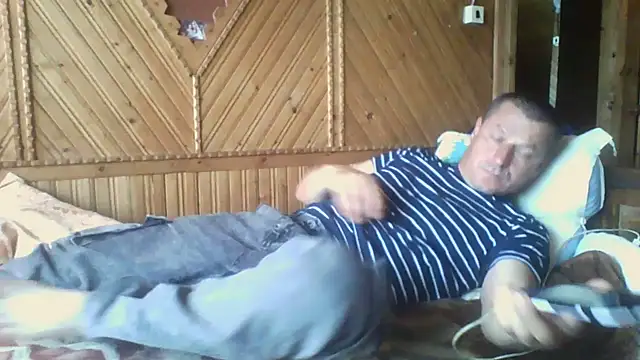 Snapshot of Ivan9iutt chatting on 06.19.26 Ivan9iutt online show from 06.19.26