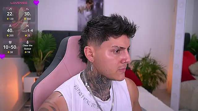 Snapshot of goldenatlasX chatting on 02.18.26 goldenatlasX online show from 02.18.26