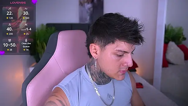 Snapshot of goldenatlasX chatting on 03.04.26 goldenatlasX online show from 03.04.26