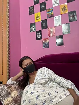 MissHermione2 online show from 03.29.26